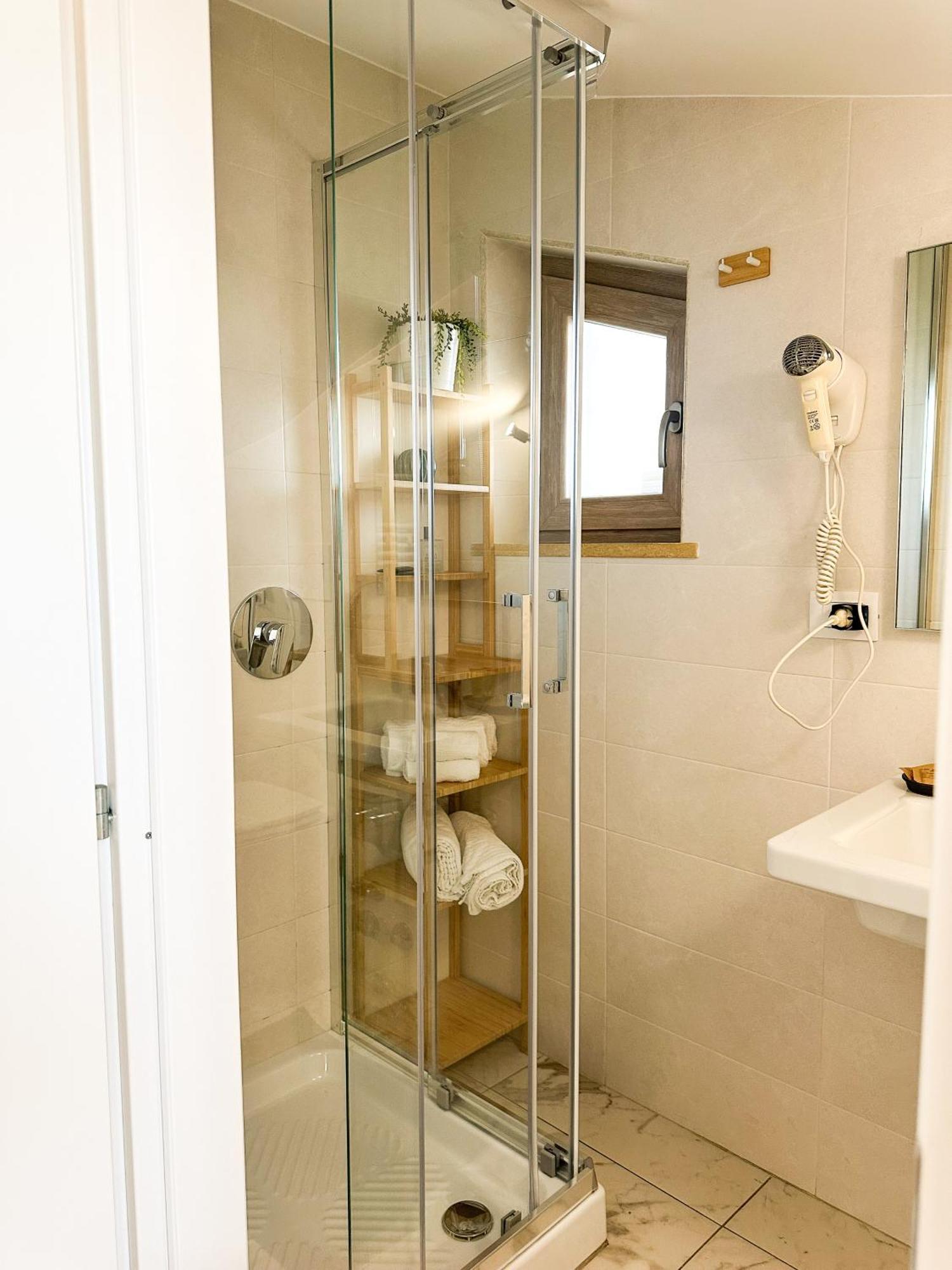 Carolas Luxury House Fiumicino Exterior photo